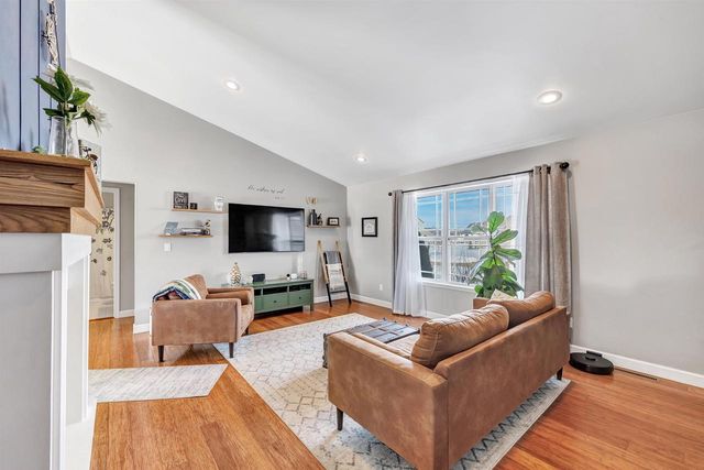 553 DOVE LANE, Oconto Falls, WI 54154