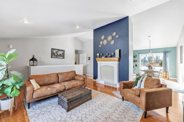 553 DOVE LANE, Oconto Falls, WI 54154