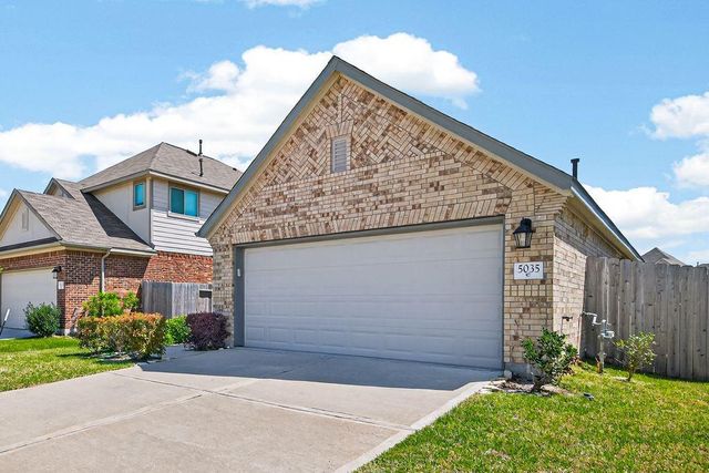 5035 Chestnut Orchard Drive, Houston, TX 77066