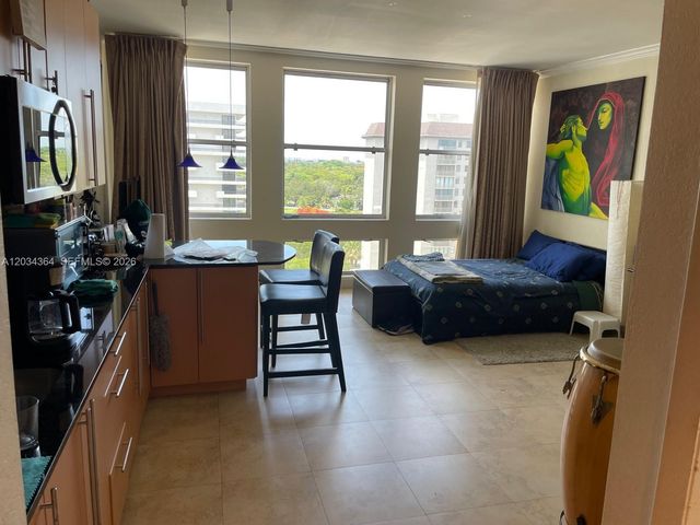 700 Biltmore Way 1015, Coral Gables, FL 33134