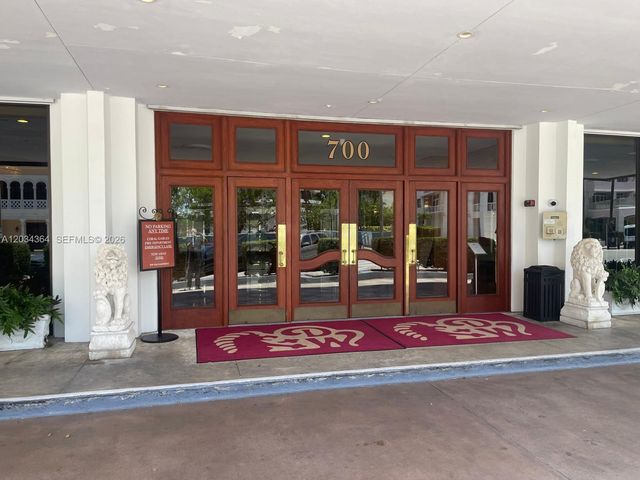 700 Biltmore Way 1015, Coral Gables, FL 33134