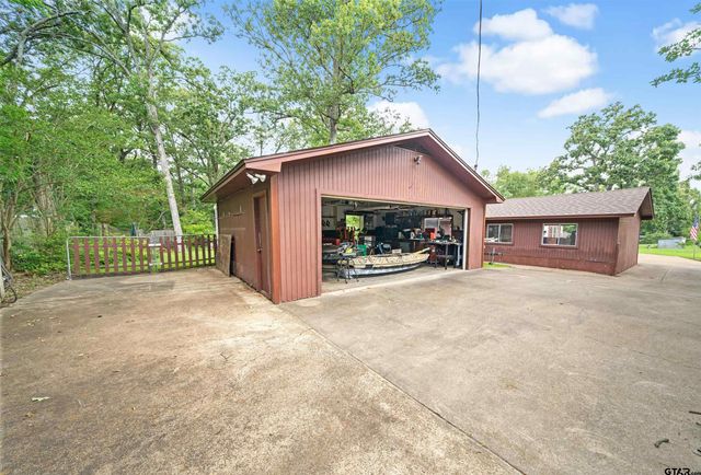 527 Pam, Tyler, TX 75703