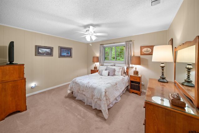 527 Pam, Tyler, TX 75703