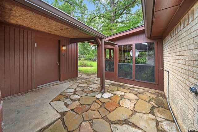 527 Pam, Tyler, TX 75703