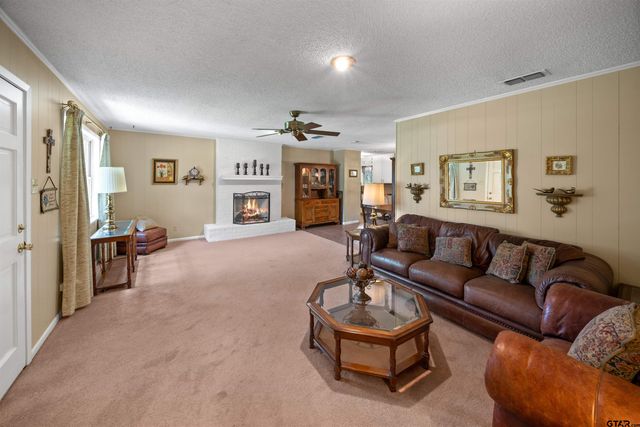 527 Pam, Tyler, TX 75703