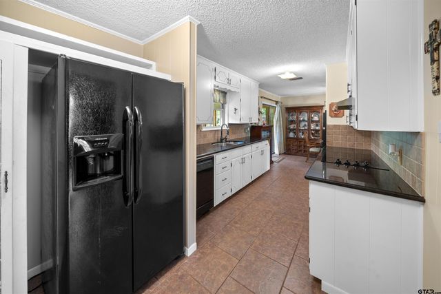 527 Pam, Tyler, TX 75703