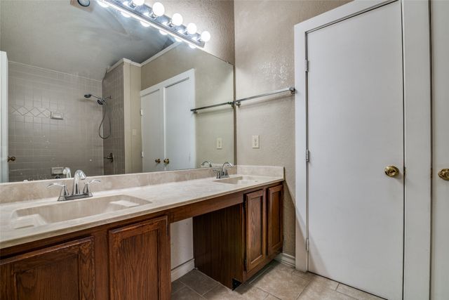4803 Clover Haven Street, Dallas, TX 75227