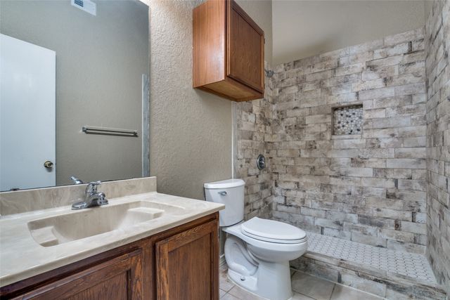 4803 Clover Haven Street, Dallas, TX 75227
