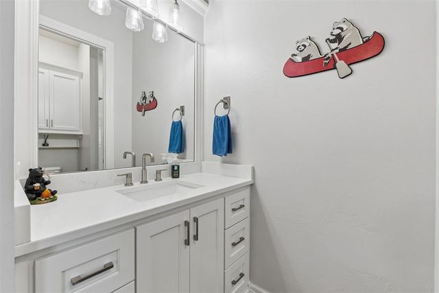 2917 Wood Thrush Way, Edmond, OK 73012