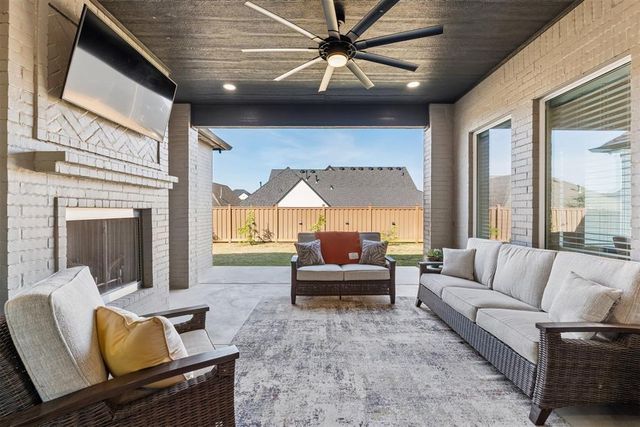 2917 Wood Thrush Way, Edmond, OK 73012