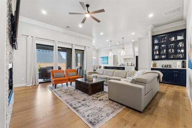 2917 Wood Thrush Way, Edmond, OK 73012