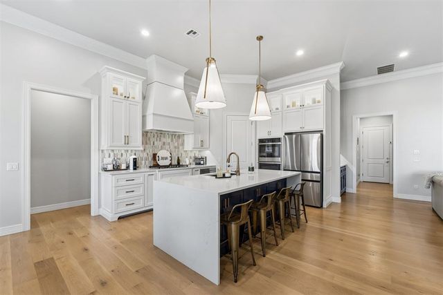 2917 Wood Thrush Way, Edmond, OK 73012