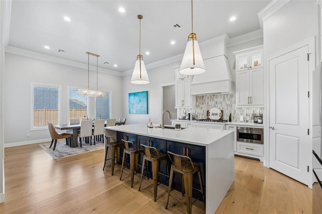 2917 Wood Thrush Way, Edmond, OK 73012