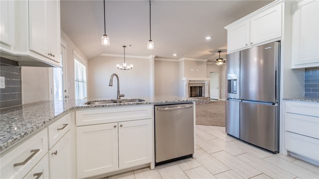 988 Arden Street, Tontitown, AR 72762