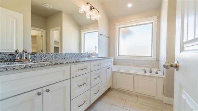 988 Arden Street, Tontitown, AR 72762