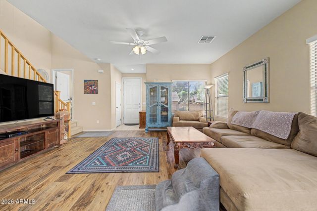 1385 S JOSHUA TREE Lane, Gilbert, AZ 85296