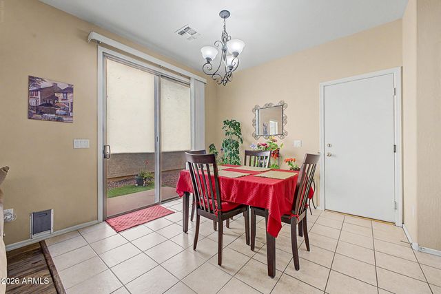 1385 S JOSHUA TREE Lane, Gilbert, AZ 85296