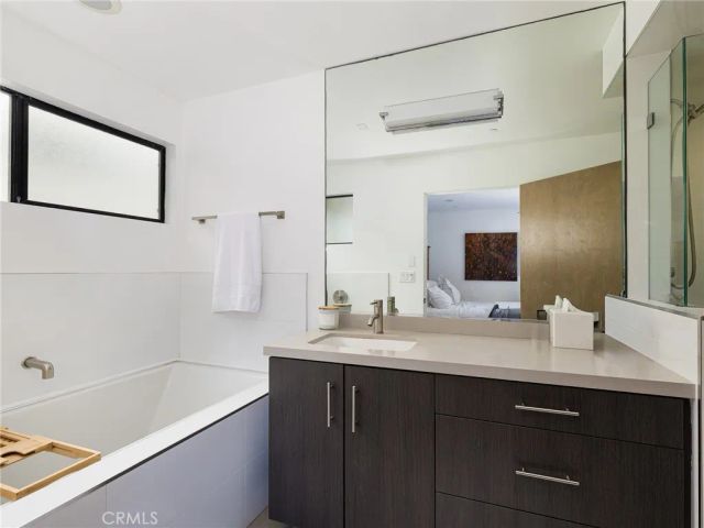 121 E Walnut Avenue, El Segundo, CA 90245