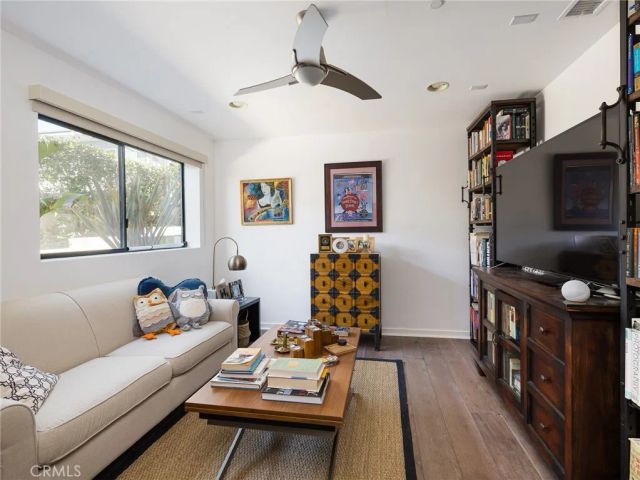 121 E Walnut Avenue, El Segundo, CA 90245