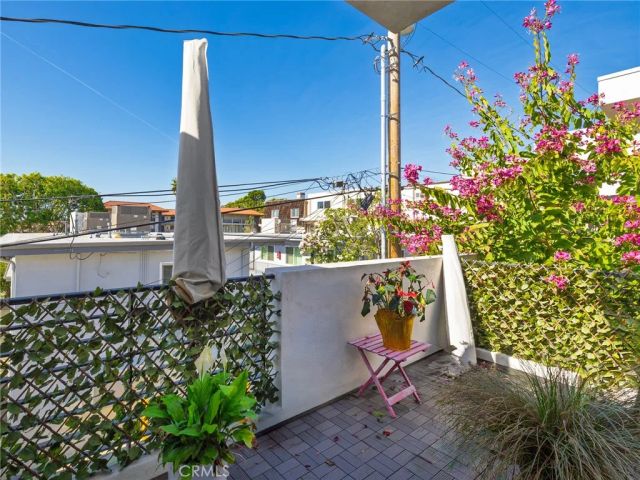 121 E Walnut Avenue, El Segundo, CA 90245