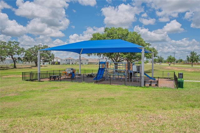 10706 TORCHWOOD SEA WAY, San Antonio, FL 33576