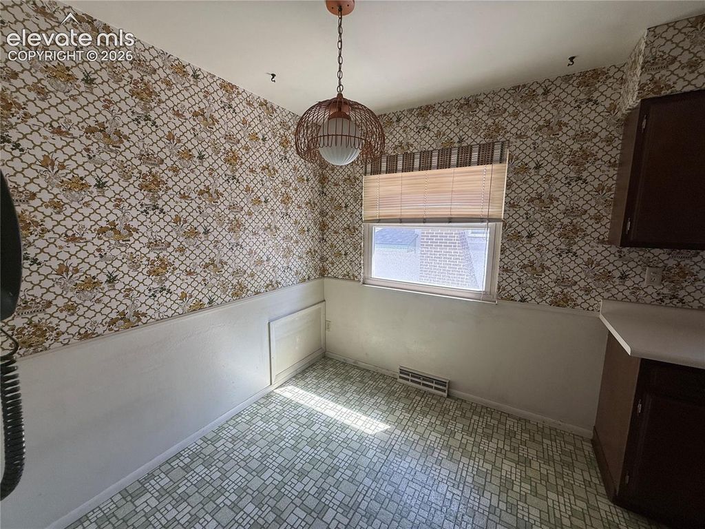 1928 Sussex Lane, Colorado Springs, CO 80909 — photo 5