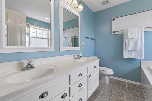 15105 Dupont Path, Apple Valley, MN 55124