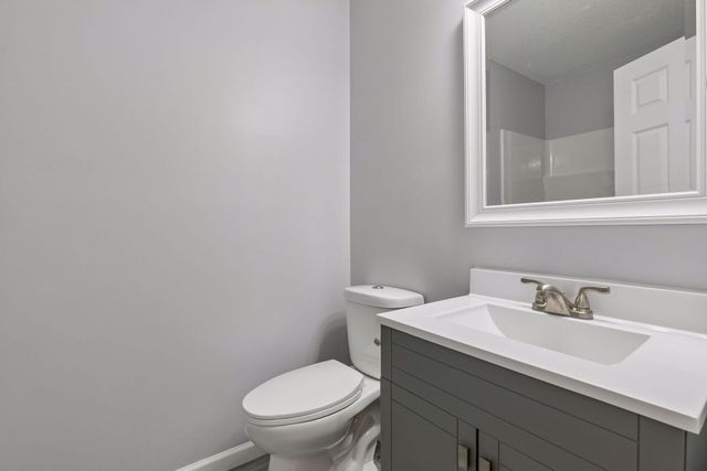 15105 Dupont Path, Apple Valley, MN 55124