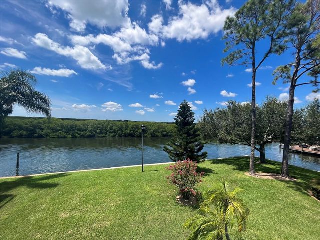 8801 BAY POINTE DRIVE A202, Tampa, FL 33615