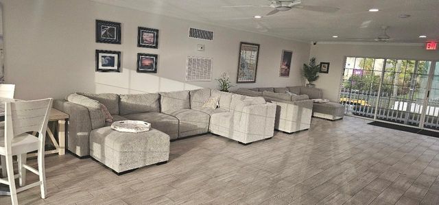 8801 BAY POINTE DRIVE A202, Tampa, FL 33615