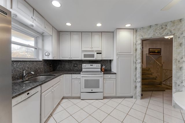 9010 Pottawattami Drive, Skokie, IL 60076