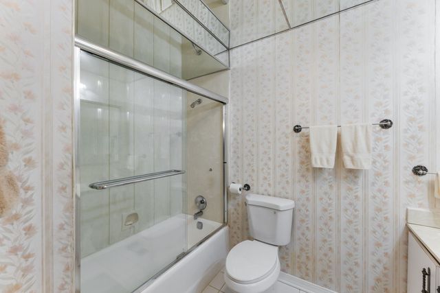 9010 Pottawattami Drive, Skokie, IL 60076