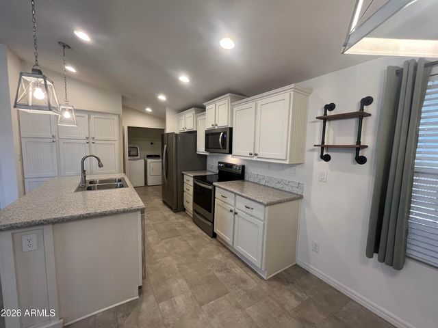 11596 W sierra dawn Boulevard 46, Surprise, AZ 85378