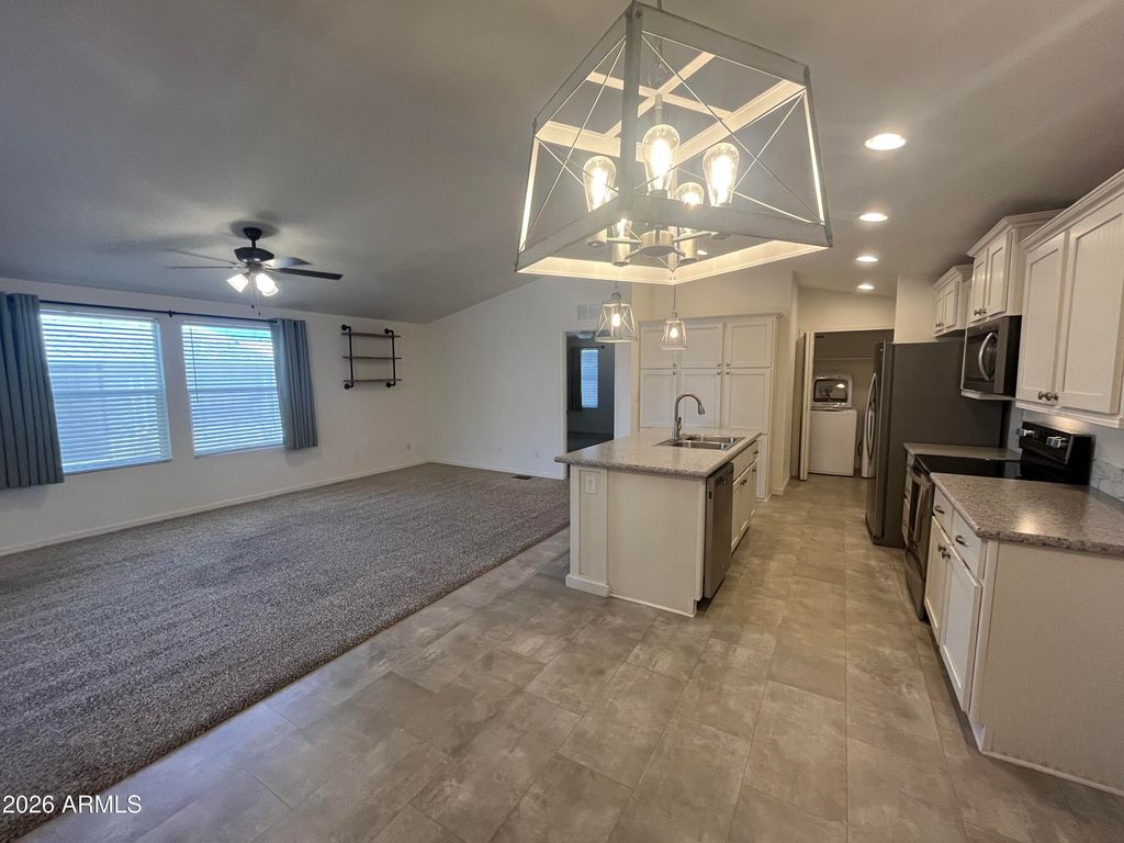 Image 16 of property listing at 11596 W sierra dawn Boulevard 46, Surprise, AZ 85378