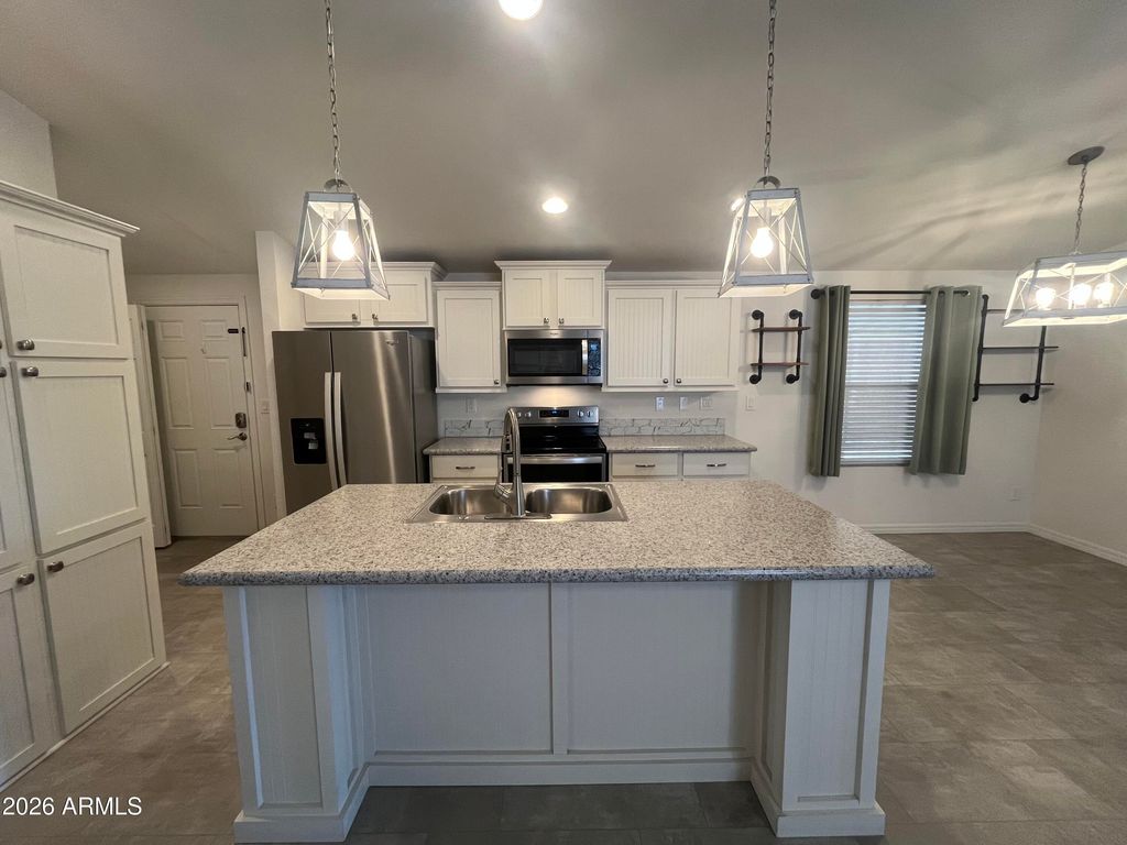 Image 9 of property listing at 11596 W sierra dawn Boulevard 46, Surprise, AZ 85378