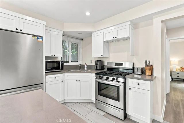 5829 E 2nd, Long Beach, CA 90803