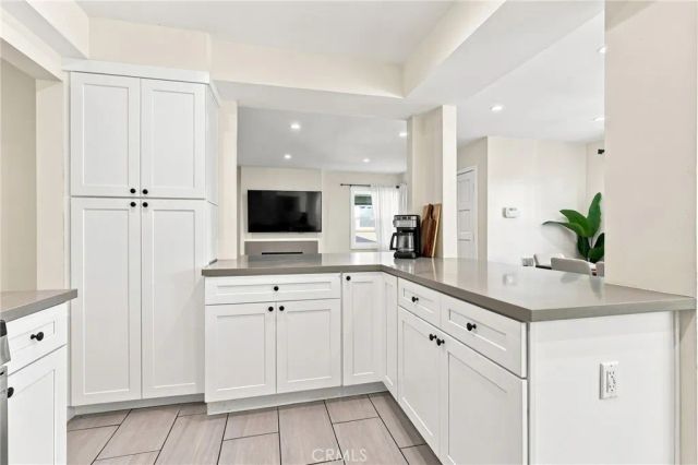 5829 E 2nd, Long Beach, CA 90803