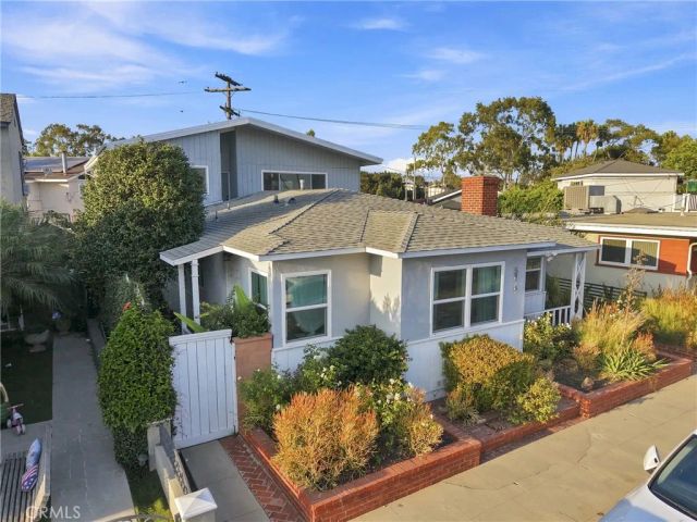 5829 E 2nd, Long Beach, CA 90803