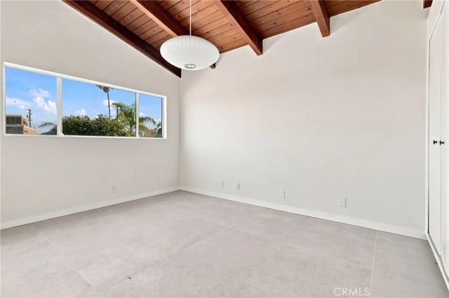 5829 E 2nd, Long Beach, CA 90803