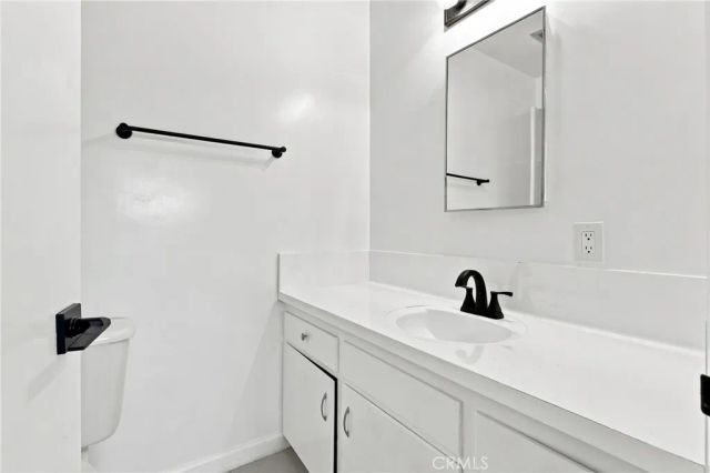 5829 E 2nd, Long Beach, CA 90803