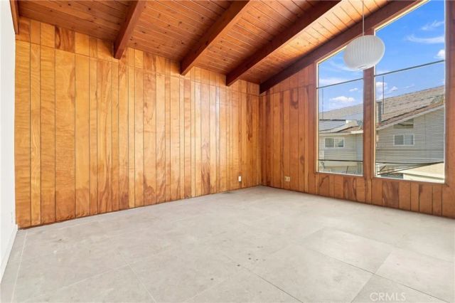 5829 E 2nd, Long Beach, CA 90803