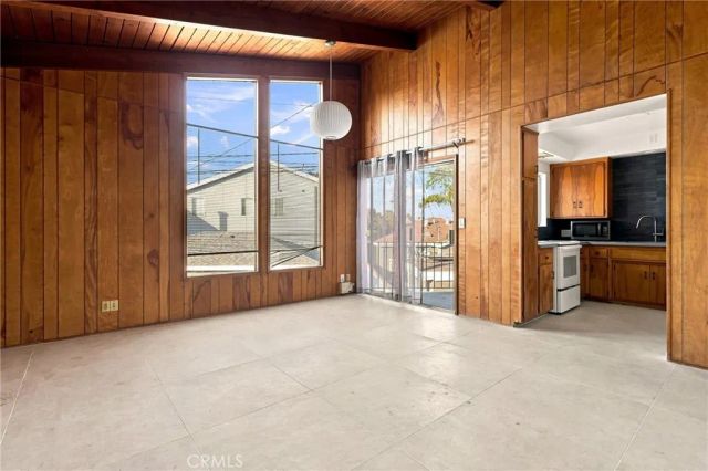 5829 E 2nd, Long Beach, CA 90803