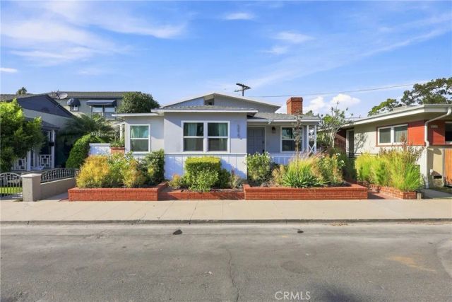 5829 E 2nd, Long Beach, CA 90803