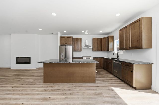 192 N Broadway Street, Williamsburg, OH 45176