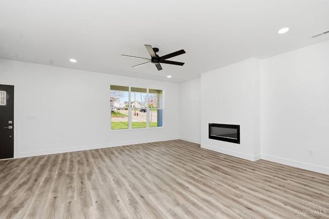 192 N Broadway Street, Williamsburg, OH 45176