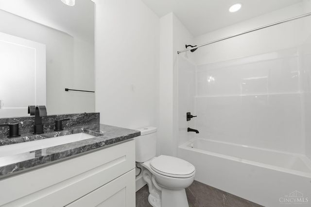 192 N Broadway Street, Williamsburg, OH 45176