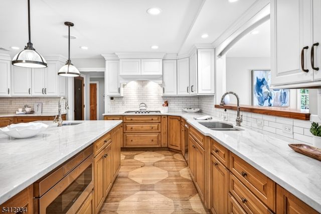 1020 Minisink Way, Westfield Town, NJ 07090