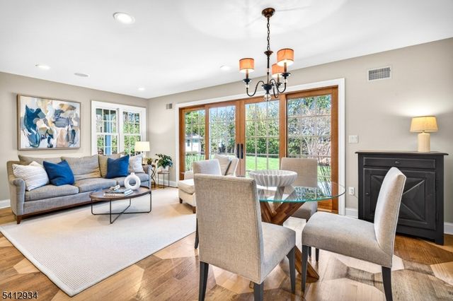 1020 Minisink Way, Westfield Town, NJ 07090