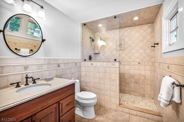 1020 Minisink Way, Westfield Town, NJ 07090