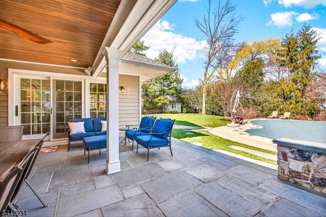 1020 Minisink Way, Westfield Town, NJ 07090